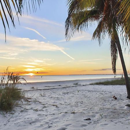 Island Winds 521 By Sun Palace Vacations Apartment Fort Myers Beach Exterior photo